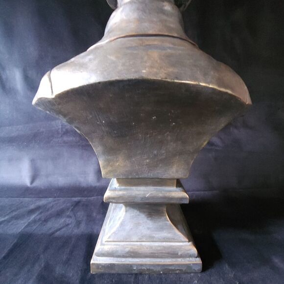 Vintage Bronze Resin Bust Of President Abraham Lincoln Tall Statue Sculpture - Picture 9 of 14